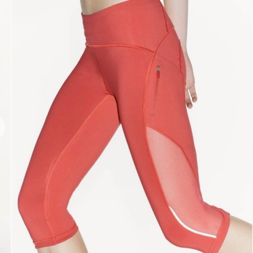 LULULEMON SUN RUNNER CROP
